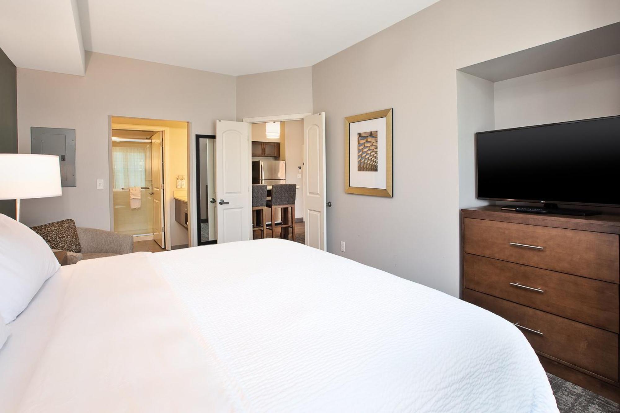 Staybridge Suites Auburn Hills By Ihg Exterior photo